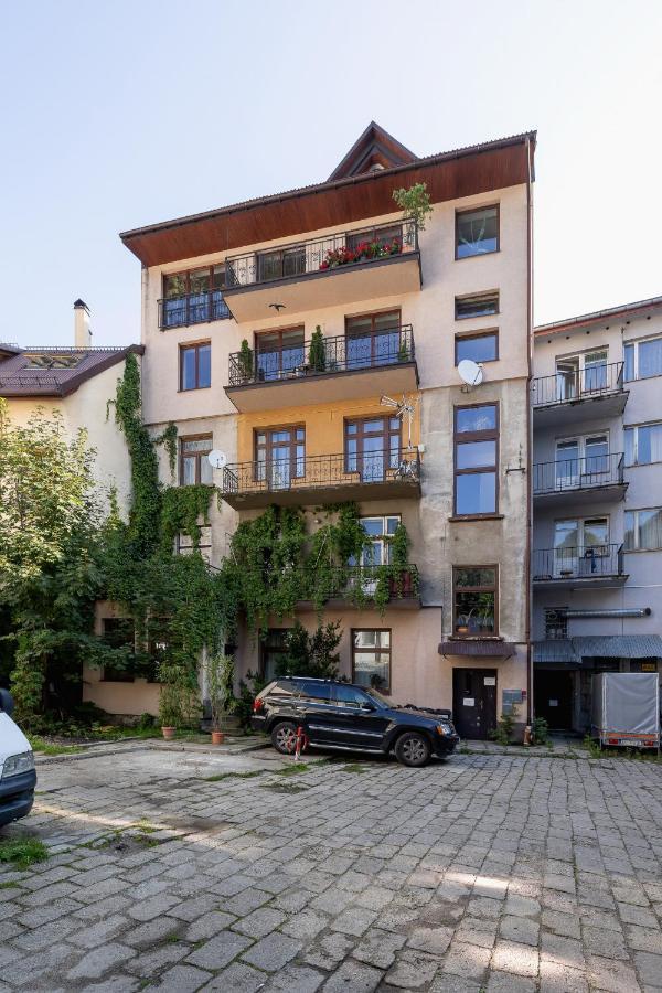 Apartments On Krupowki Street With Mountain View By Noclegi Renters Закопане Екстериор снимка