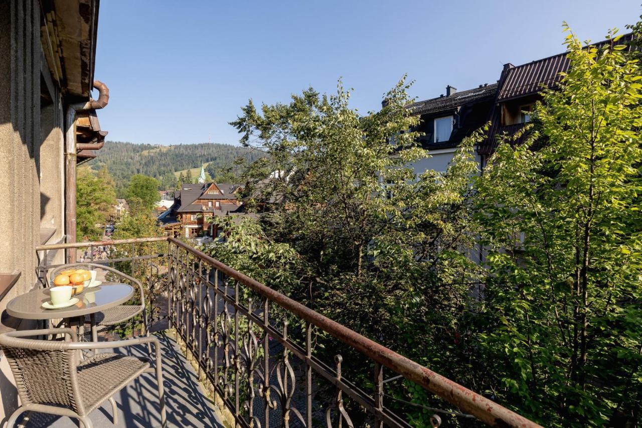 Apartments On Krupowki Street With Mountain View By Noclegi Renters Закопане Екстериор снимка